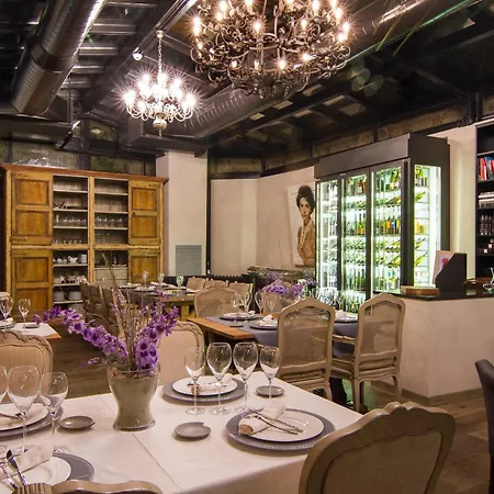 格拉纳多斯精品酒店 滨海托萨