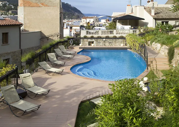 부티크 카사 그라나도스 호텔 4*